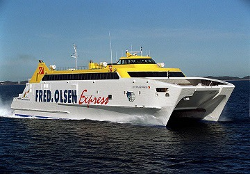 The ferry is the most used transportation between the canary islands